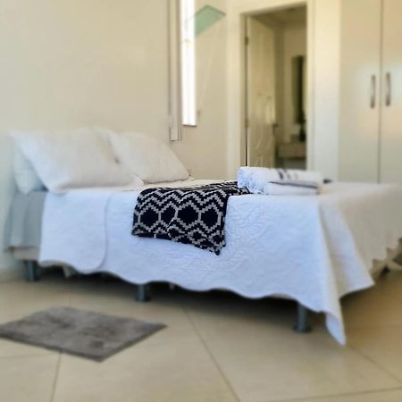 Pousada - Costa Azul Motel Рио дас Острас Екстериор снимка